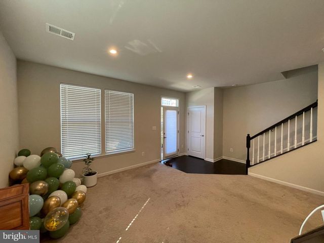 22264 FOUNDATION DR, Ashburn, VA 20148