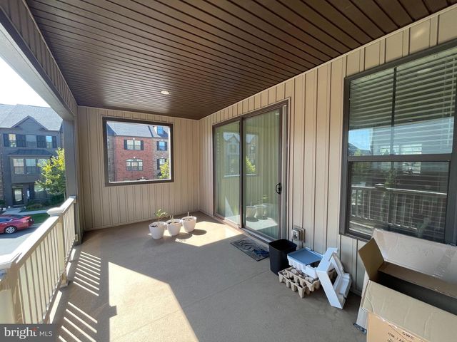 22264 FOUNDATION DR, Ashburn, VA 20148