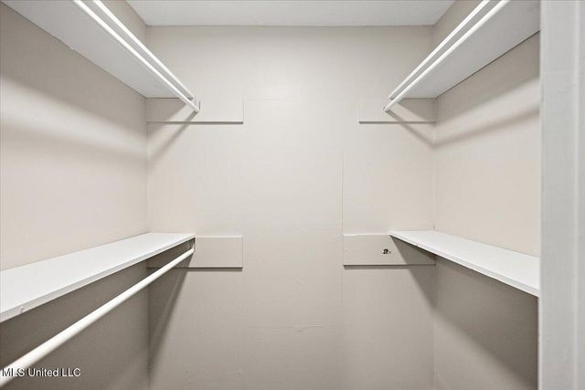 1502 Hawthorne Place, Clinton, MS 39056