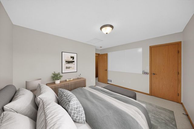 3069 Venice Lane NW, Rochester, MN 55901