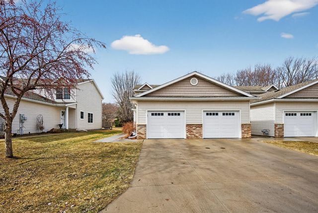 3069 Venice Lane NW, Rochester, MN 55901