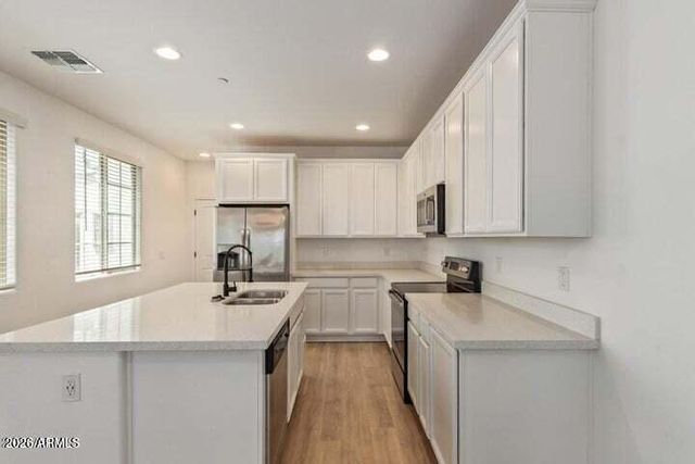 1635 E DOGWOOD Lane, Gilbert, AZ 85295
