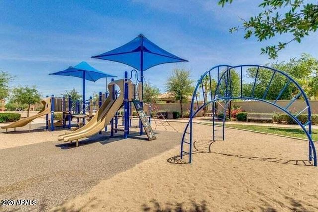 1635 E DOGWOOD Lane, Gilbert, AZ 85295