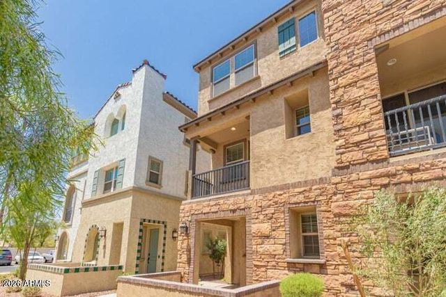 1635 E DOGWOOD Lane, Gilbert, AZ 85295