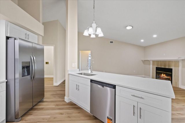 120 FOUNTAIN COURT, Spring Hill, FL 34606