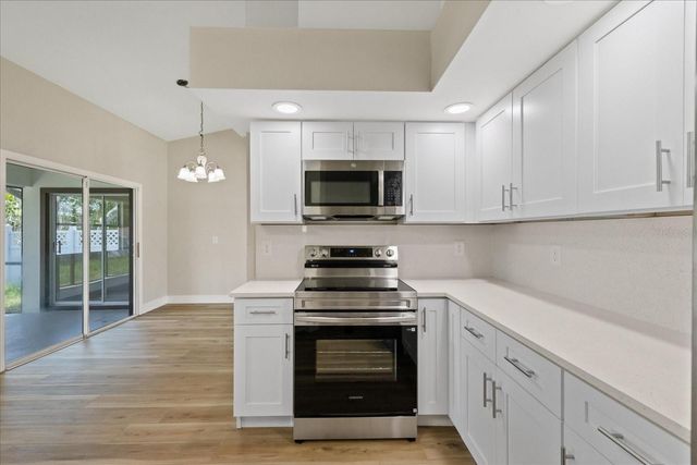 120 FOUNTAIN COURT, Spring Hill, FL 34606