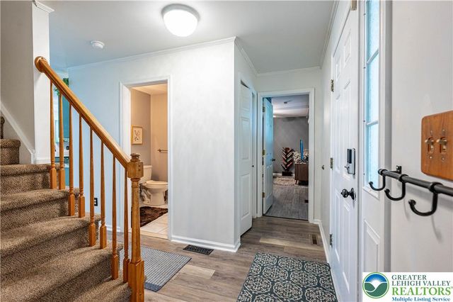 221 Jubilee Drive, Stockertown Boro, PA 18040