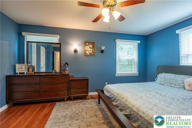 221 Jubilee Drive, Stockertown Boro, PA 18040