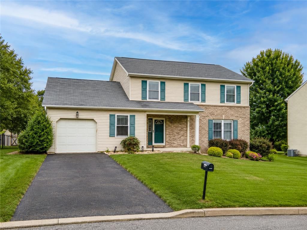 221 Jubilee Drive, Stockertown Boro, PA 18040
