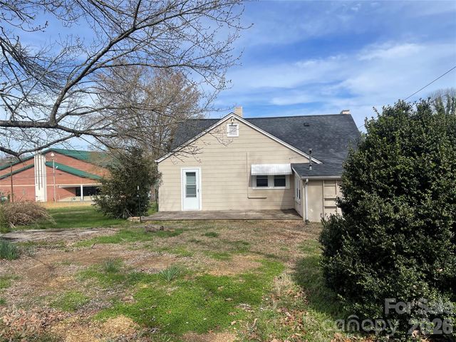 2490 Connelly Springs Road, Granite Falls, NC 28630