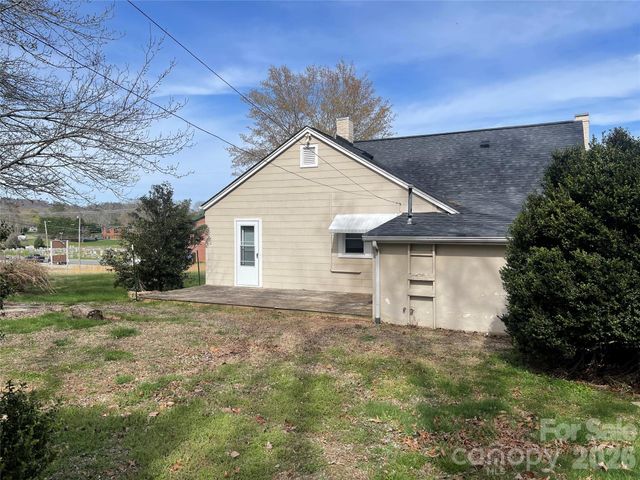 2490 Connelly Springs Road, Granite Falls, NC 28630