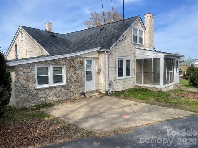 2490 Connelly Springs Road, Granite Falls, NC 28630