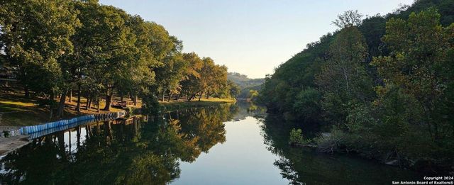 1585 HILLTOP RDG, New Braunfels, TX 78132