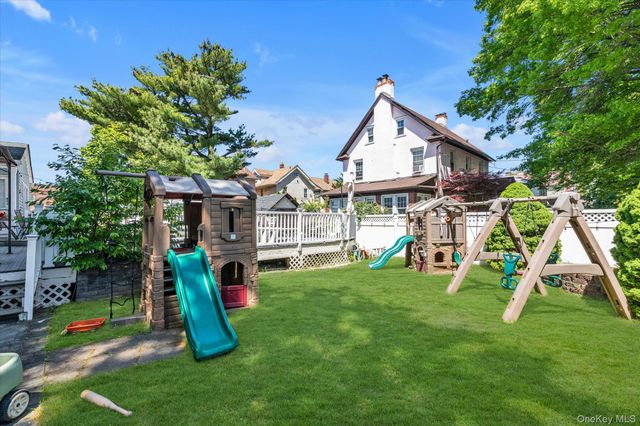 150-61 32nd Avenue, Flushing, NY 11354