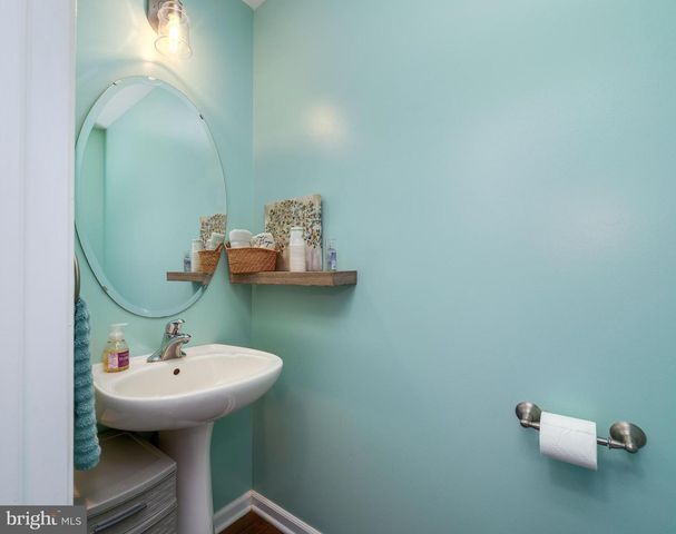 18 ALBANS CT, Bernville, PA 19506