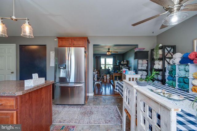 18 ALBANS CT, Bernville, PA 19506