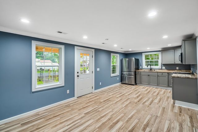 1300 Ludie Street, Dalton, GA 30720