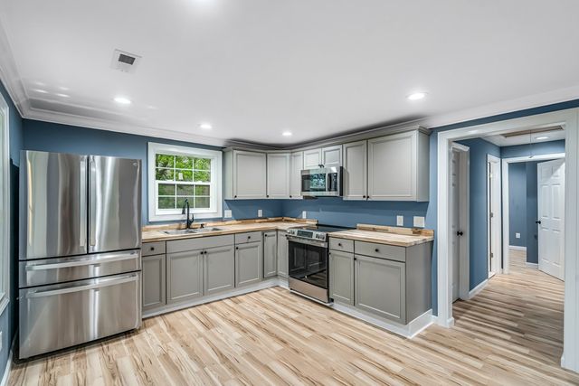 1300 Ludie Street, Dalton, GA 30720
