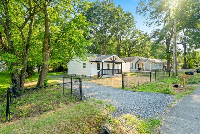 1300 Ludie Street, Dalton, GA 30720
