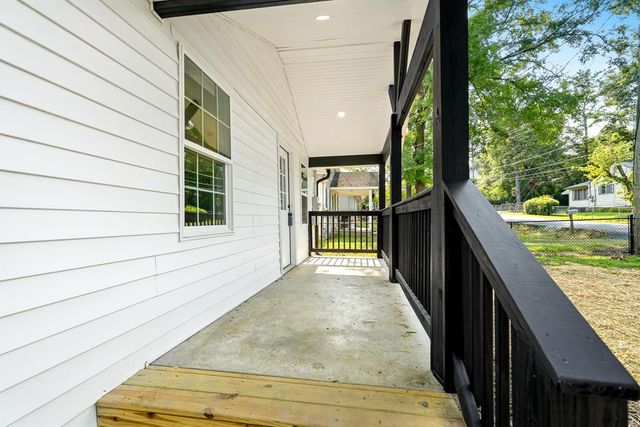 1300 Ludie Street, Dalton, GA 30720