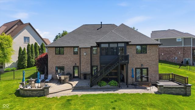 2900 Abbotsbury Court, Greenwood, IN 46143