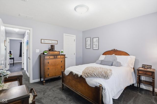 2900 Abbotsbury Court, Greenwood, IN 46143