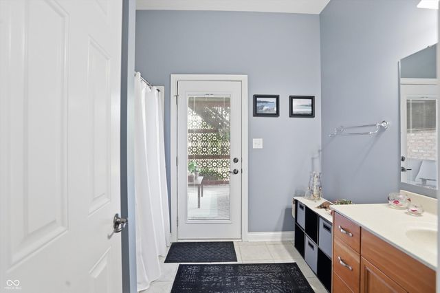 2900 Abbotsbury Court, Greenwood, IN 46143