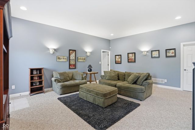 2900 Abbotsbury Court, Greenwood, IN 46143