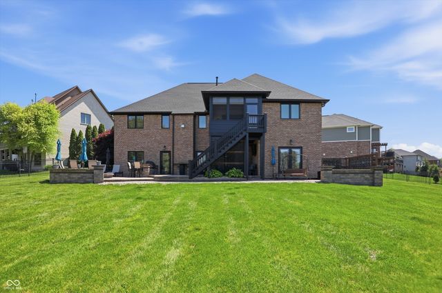 2900 Abbotsbury Court, Greenwood, IN 46143