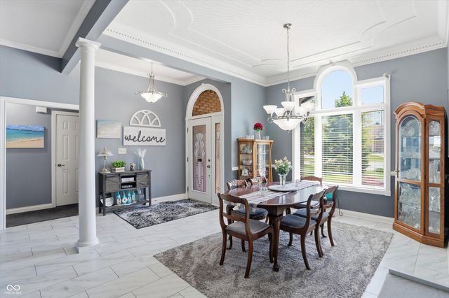 2900 Abbotsbury Court, Greenwood, IN 46143