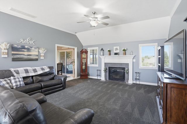 2900 Abbotsbury Court, Greenwood, IN 46143