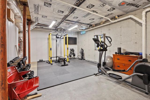 74 Willow Brook Ridge, Clinton Corners, NY 12514