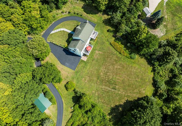 74 Willow Brook Ridge, Clinton Corners, NY 12514