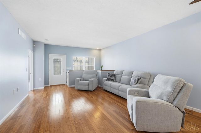 341 Lauryn Meadows Court, Fairfield, OH 45014