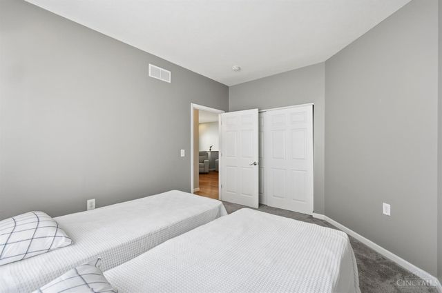 341 Lauryn Meadows Court, Fairfield, OH 45014