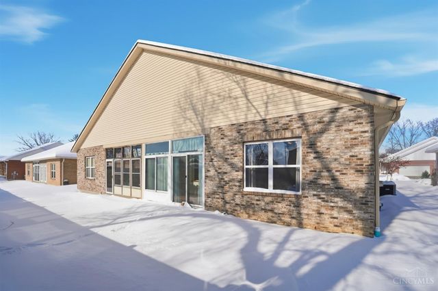 341 Lauryn Meadows Court, Fairfield, OH 45014