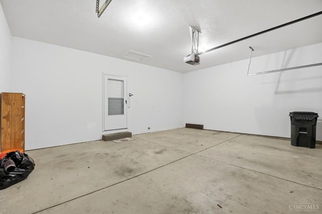 341 Lauryn Meadows Court, Fairfield, OH 45014