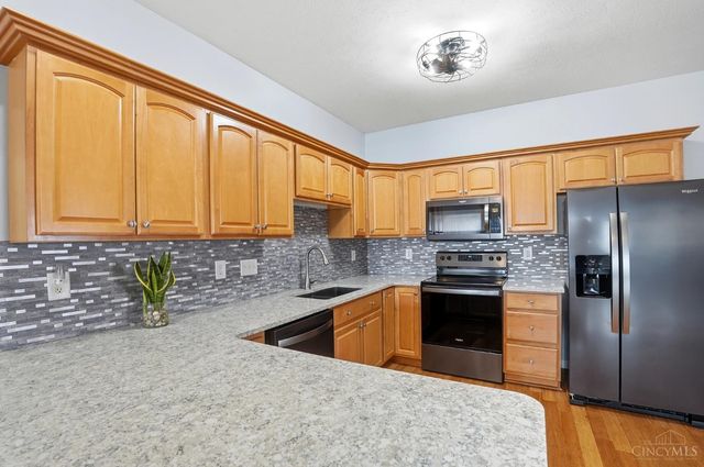 341 Lauryn Meadows Court, Fairfield, OH 45014