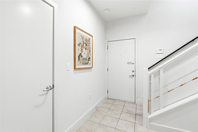 1702 S Lamar BLVD 12, Austin, TX 78704