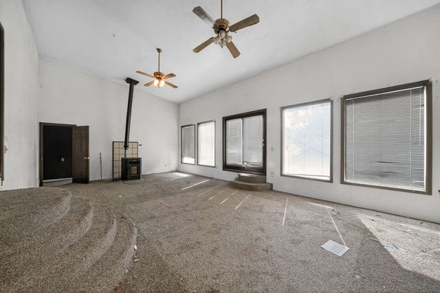 4 Barranquenos, Santa Fe, NM 87506