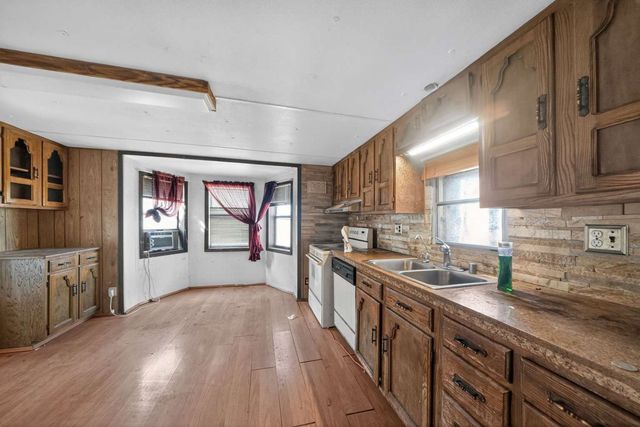 4 Barranquenos, Santa Fe, NM 87506