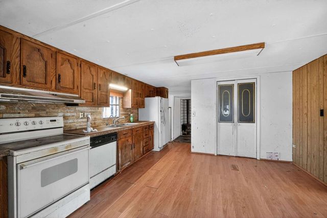 4 Barranquenos, Santa Fe, NM 87506