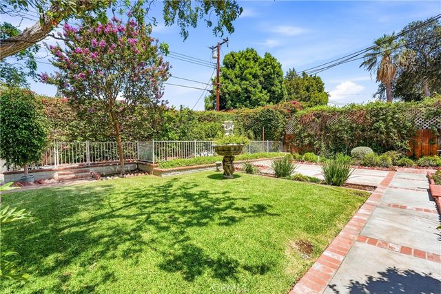 1613 Dorothy Lane, Fullerton, CA 92831