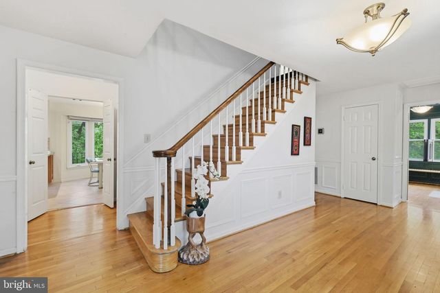 9437 REACH RD, Potomac, MD 20854
