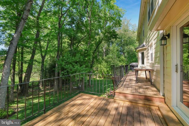 9437 REACH RD, Potomac, MD 20854
