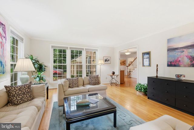 9437 REACH RD, Potomac, MD 20854