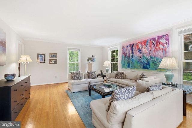 9437 REACH RD, Potomac, MD 20854
