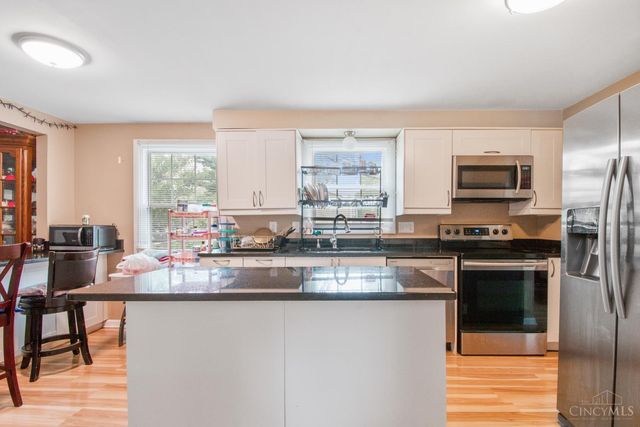 1314 Waycross Road, Forest Park, OH 45240