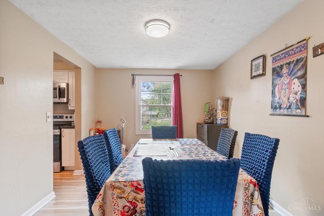 1314 Waycross Road, Forest Park, OH 45240