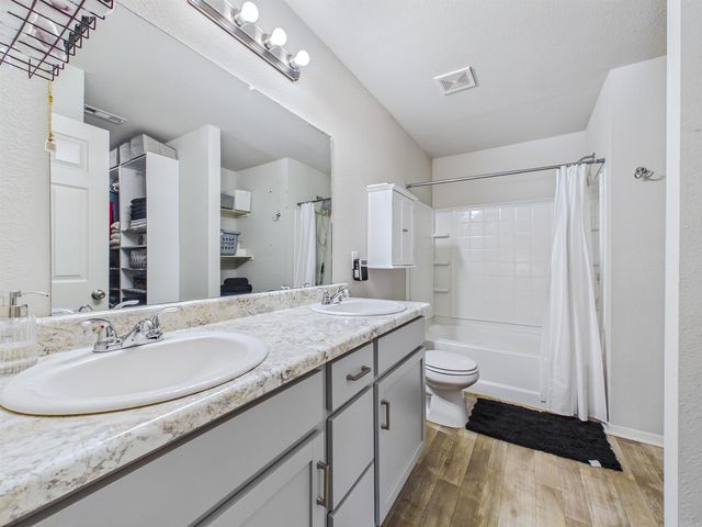 5508 Santa Monica Drive, Benton, AR 72019